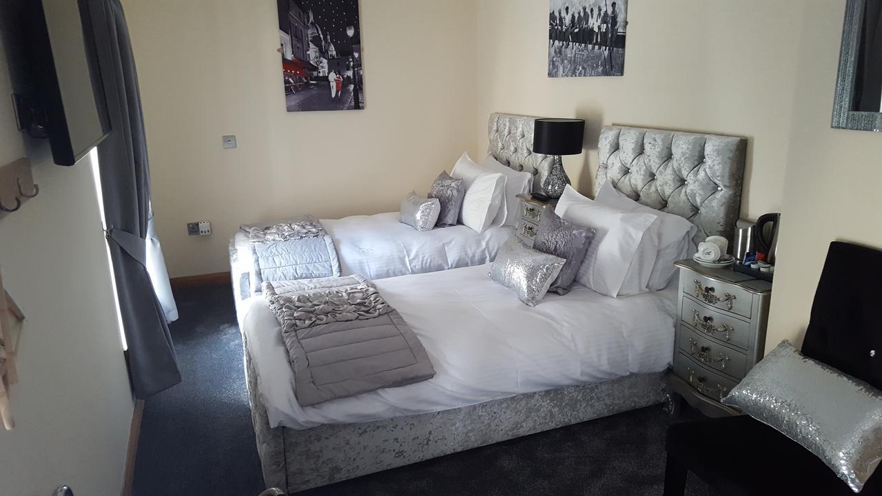 Star Inn Rooms Ardersier Экстерьер фото